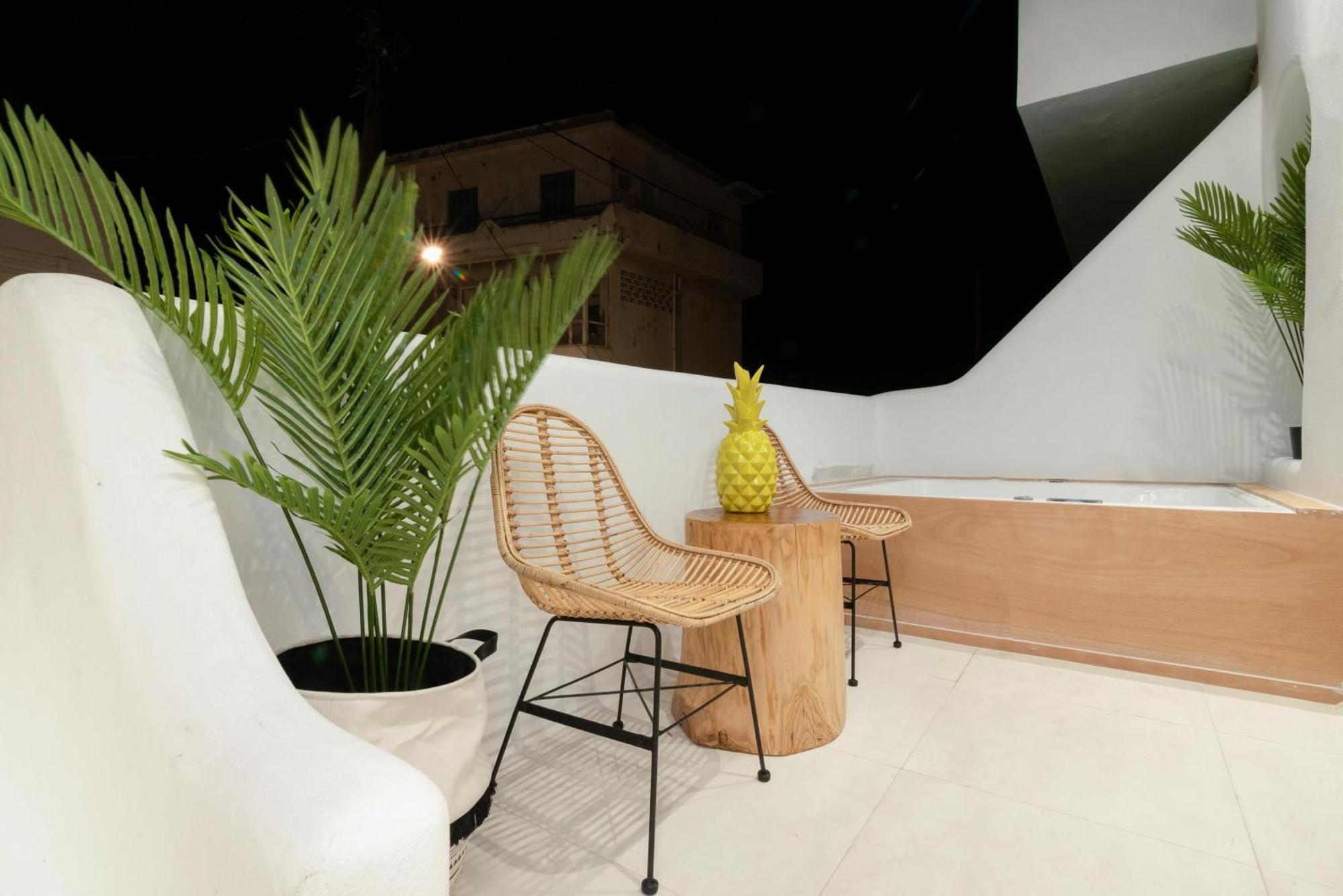 Portara Seaside Luxury Suites Naxos City Ngoại thất bức ảnh